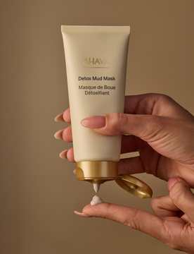 The Sensitive Skin Paradox: Why Dead Sea Minerals Are the Ultimate Anti-Aging Solution